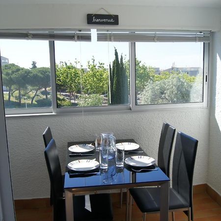 Ferienwohnung Lara 3 - T2 Loggia Piscine 2 Lits Doubles Parking Pres Du Centre-Port Et Ile Loisirs Agde Exterior foto